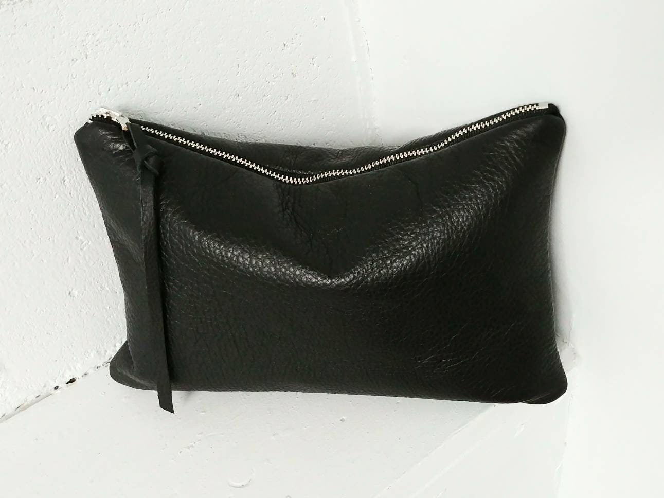 バッグ leather carving black rose waist bag Martine Rose Leather Bum Bag - Black | Garmentory