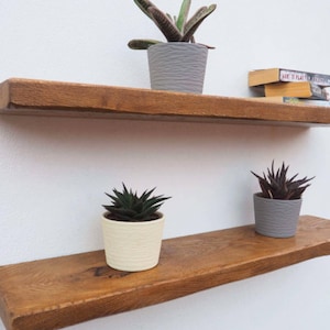 Handcrafted Rustic Oak Floating Shelf: 15cm Deep bild 1