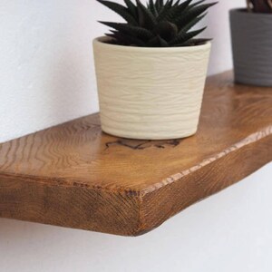 Handcrafted Rustic Oak Floating Shelf: 15cm Deep bild 4