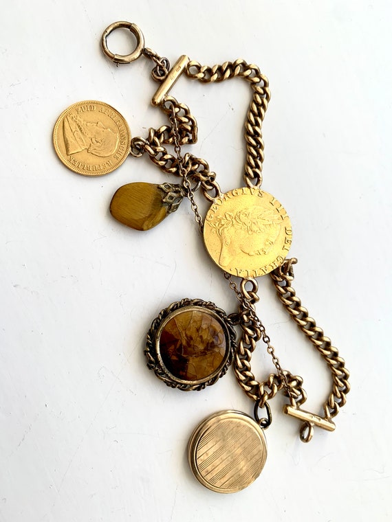Antique 18K Gold Herloom Charm Bracelet with Genu… - image 3
