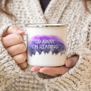 Gå bort, jag läser-mugg, boklig mugg, campingmugg, present till läsare, Bookstagram-mugg, campingbokälskare-mugg bild 5