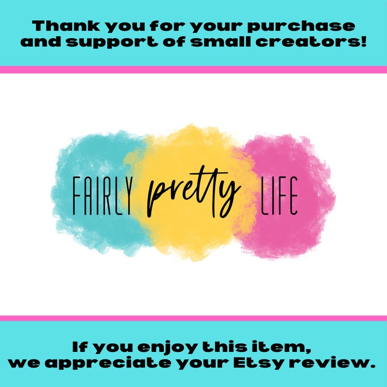 K&ouml;nnte beinhalten: Ein Grafikdesign mit dem Text "FAIRLY pretty LIFE" in schwarzen Buchstaben auf einem Hintergrund aus drei Aquarellkreisen. Die Kreise sind blau, gelb und rosa.