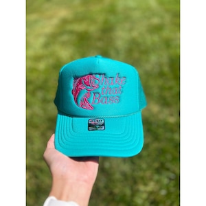 Shake that bass Embroidered Retro Foam Trucker Cap