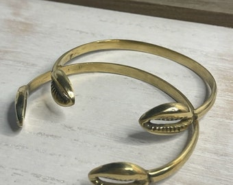 Brass or Silver Cowrie Shell Cuff Bangle. Tribal, Boho, Ethnic, Hoops, Brass