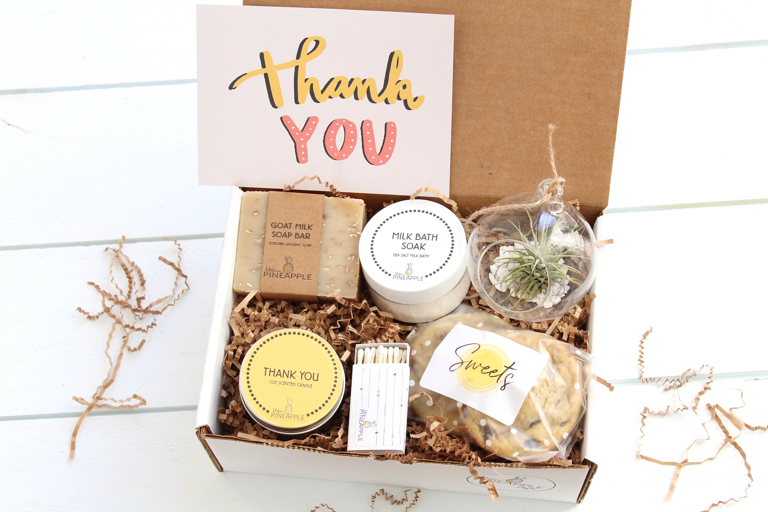 ★ メナード オーセント Thank you ギフト ★ 1946-Thank-You-Hamper-Small-