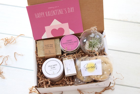 Valentine's Day Gift Box - Gift Box - Valentines Gift - Fun
