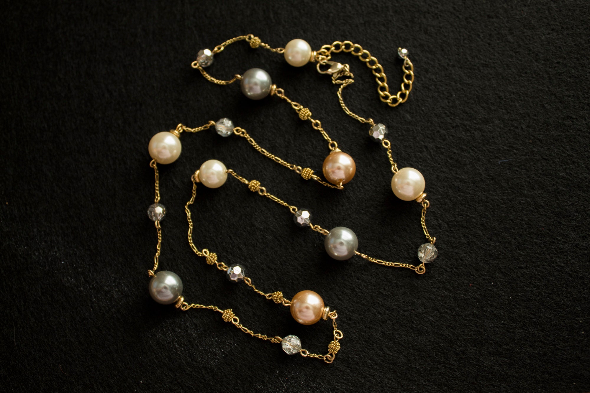 Tri-colored Pearl Gold Necklace - Etsy