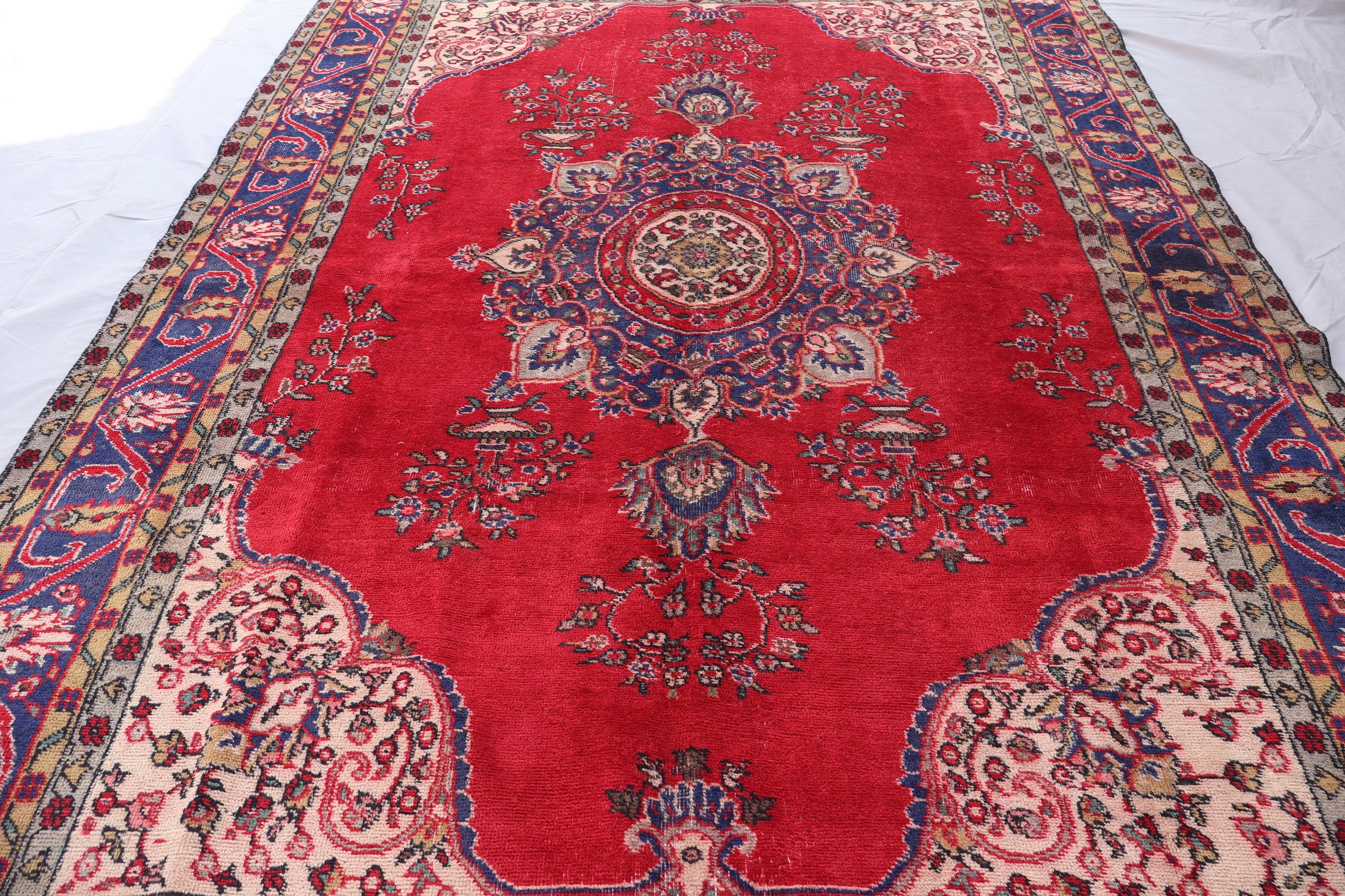 アート✳︎塔✳︎74×130 シャンデリア　レッド　ブルー　トルコヴィンテージラグ アート✳︎塔✳︎74×130 シャンデリア レッド ブルー トルコ