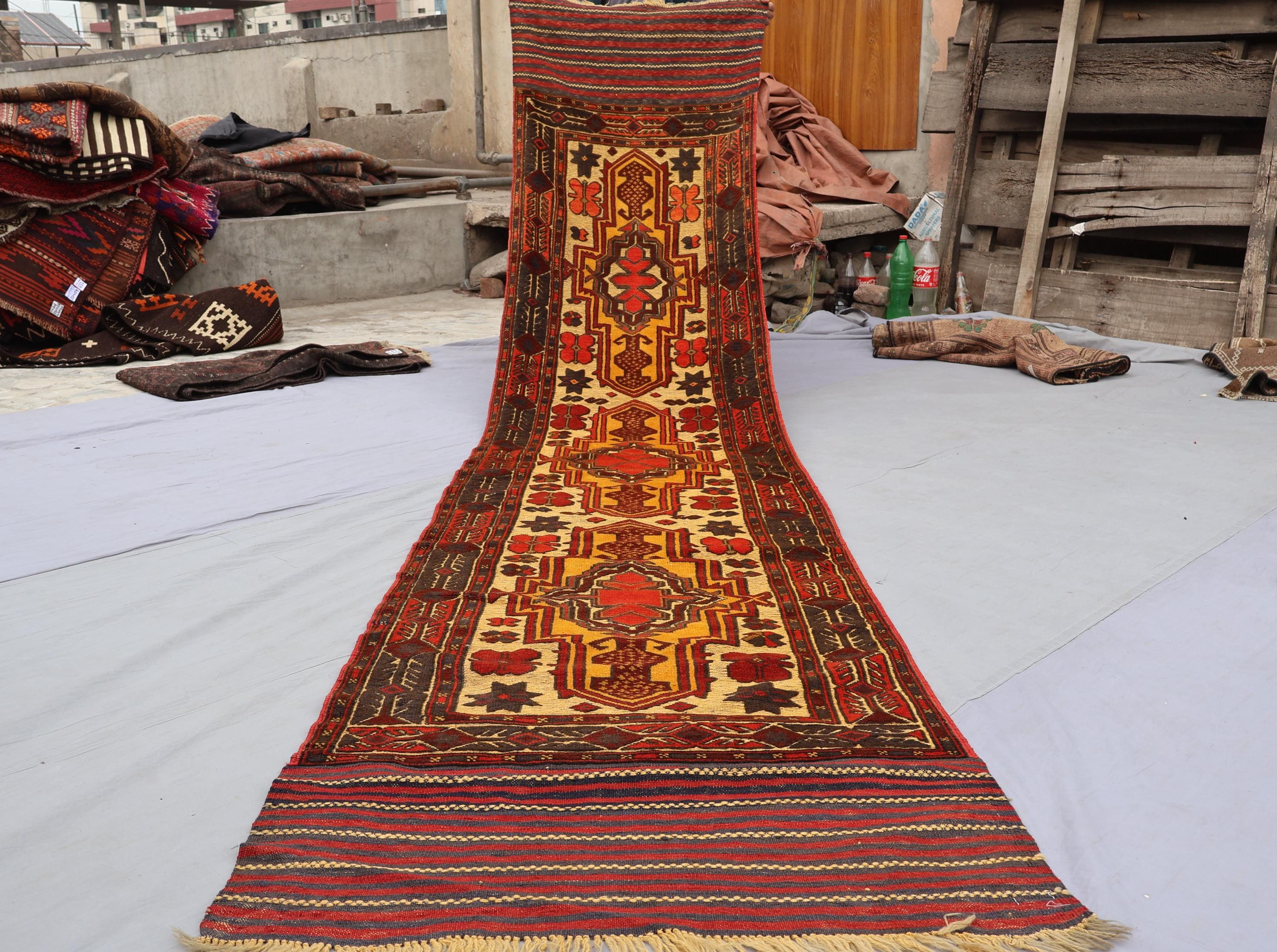 2'7x12'4 フィートのバルーチ ランナー ラグ、ヴィンテージ ジオ