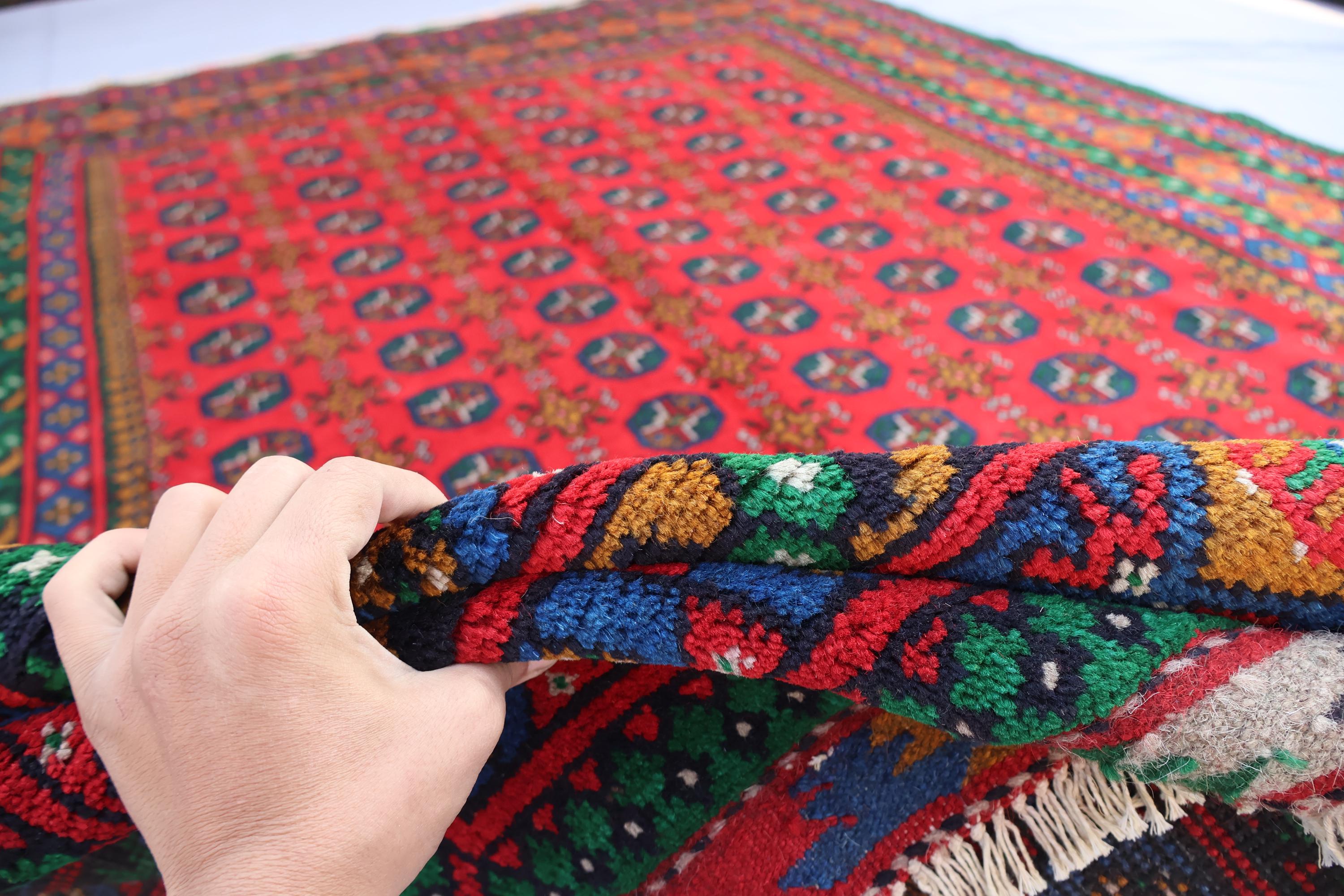 7x10 レッド アフガン ラグ、ハンドノット ラグ、ソフトパイル ウール