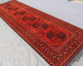 2'8x9'6フィートの赤いアフガンランナーラグ - ハンドノットウールラグ