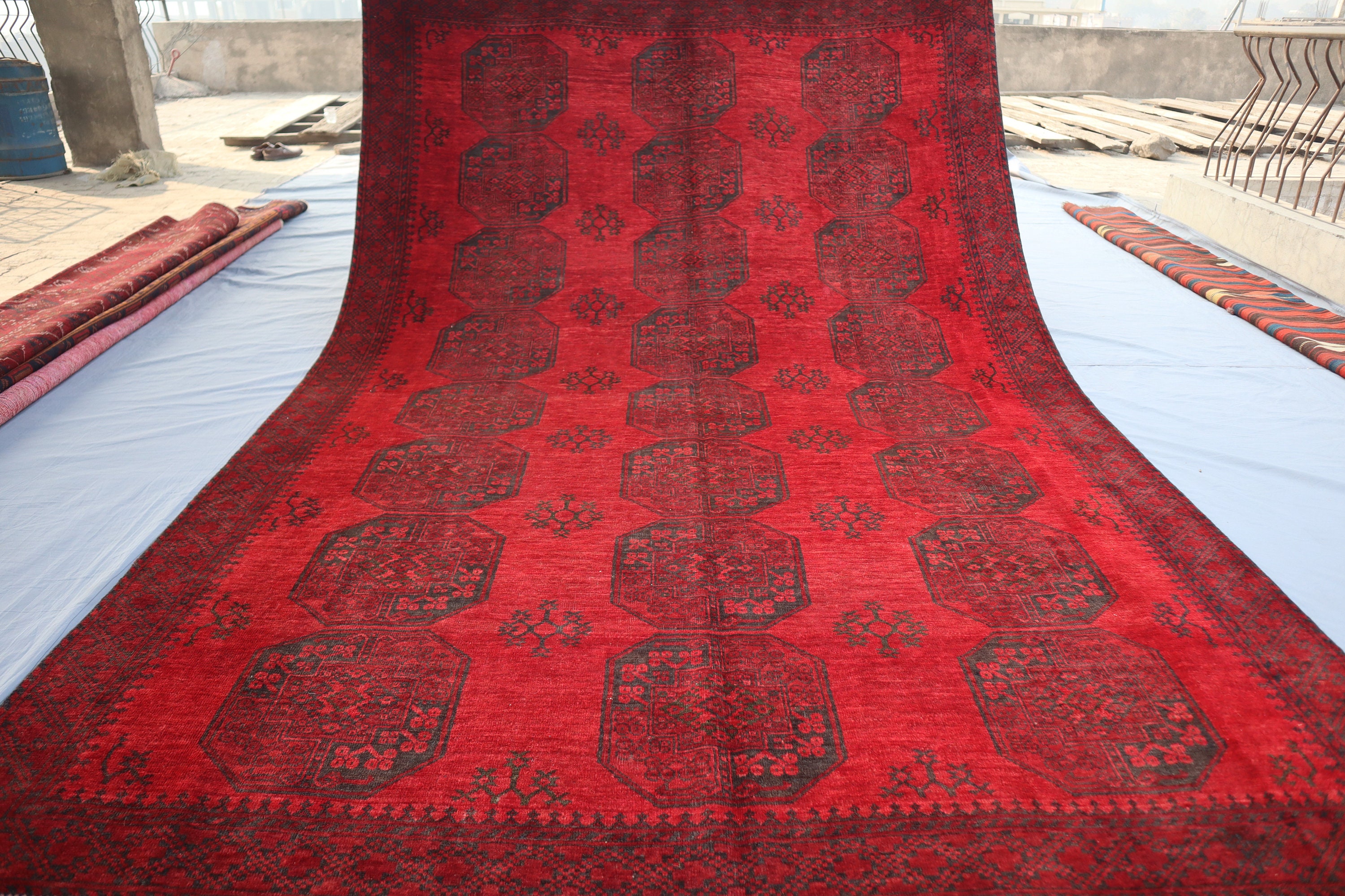 アンティークラグ トルクメン族 エルサリ（189×135cm）赤 黒 茶