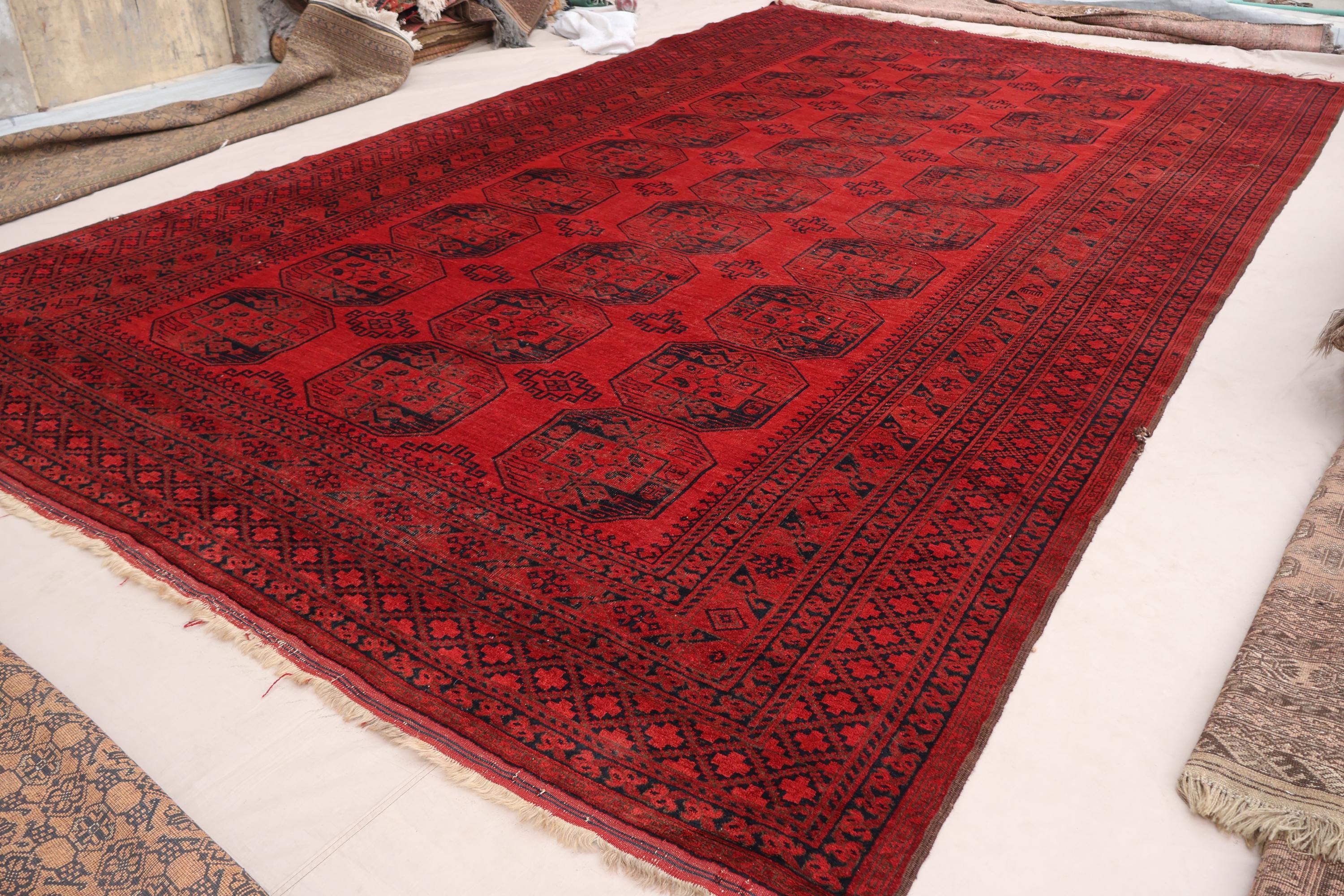 Large Vintage Rug 9x16 Ft Collectors Piece Antique Turkmen Ersari Rug ...