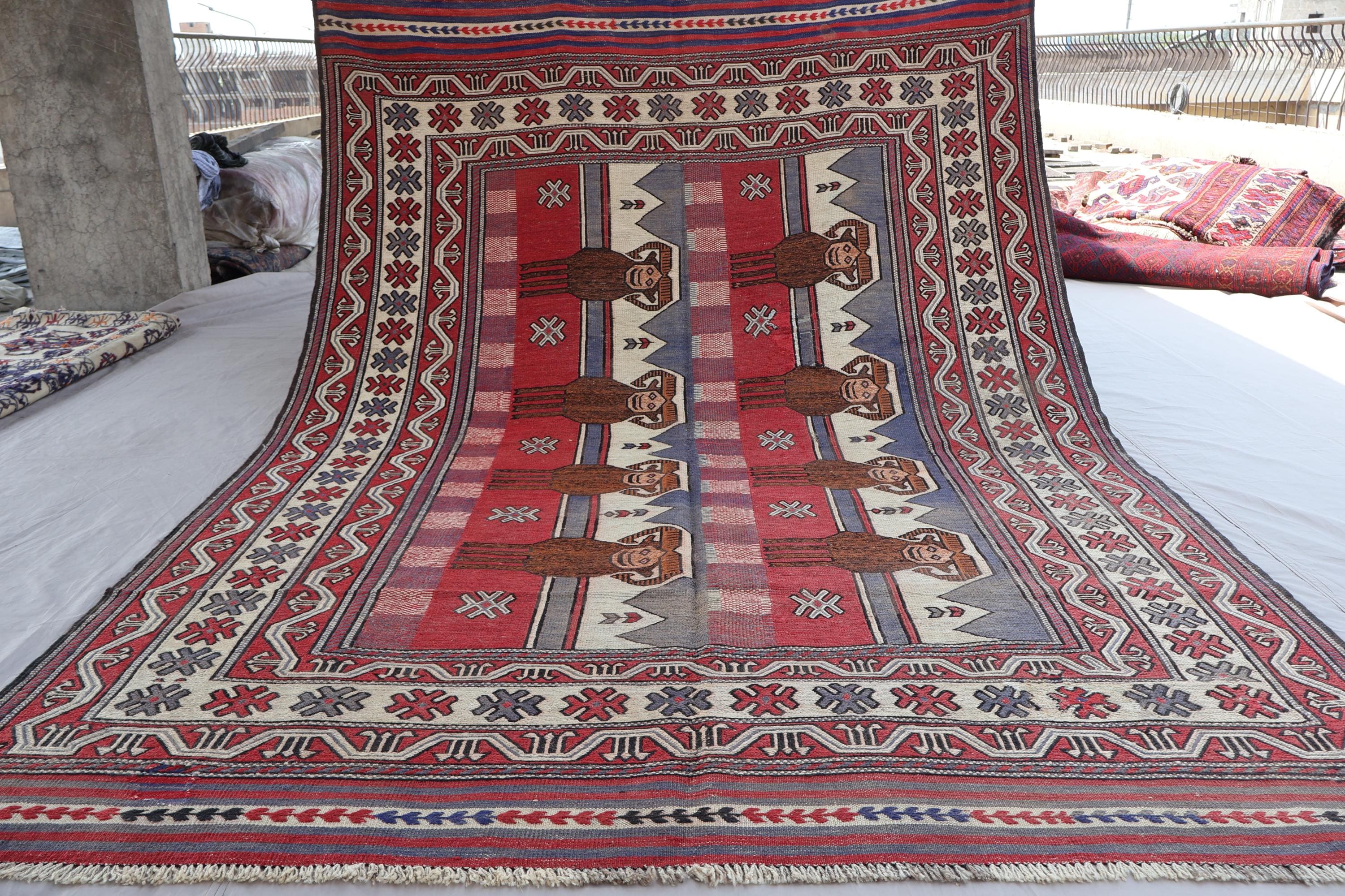 6x9 Animal Pictorial Rug, Afghan Handmade Kilim Wool Carpet