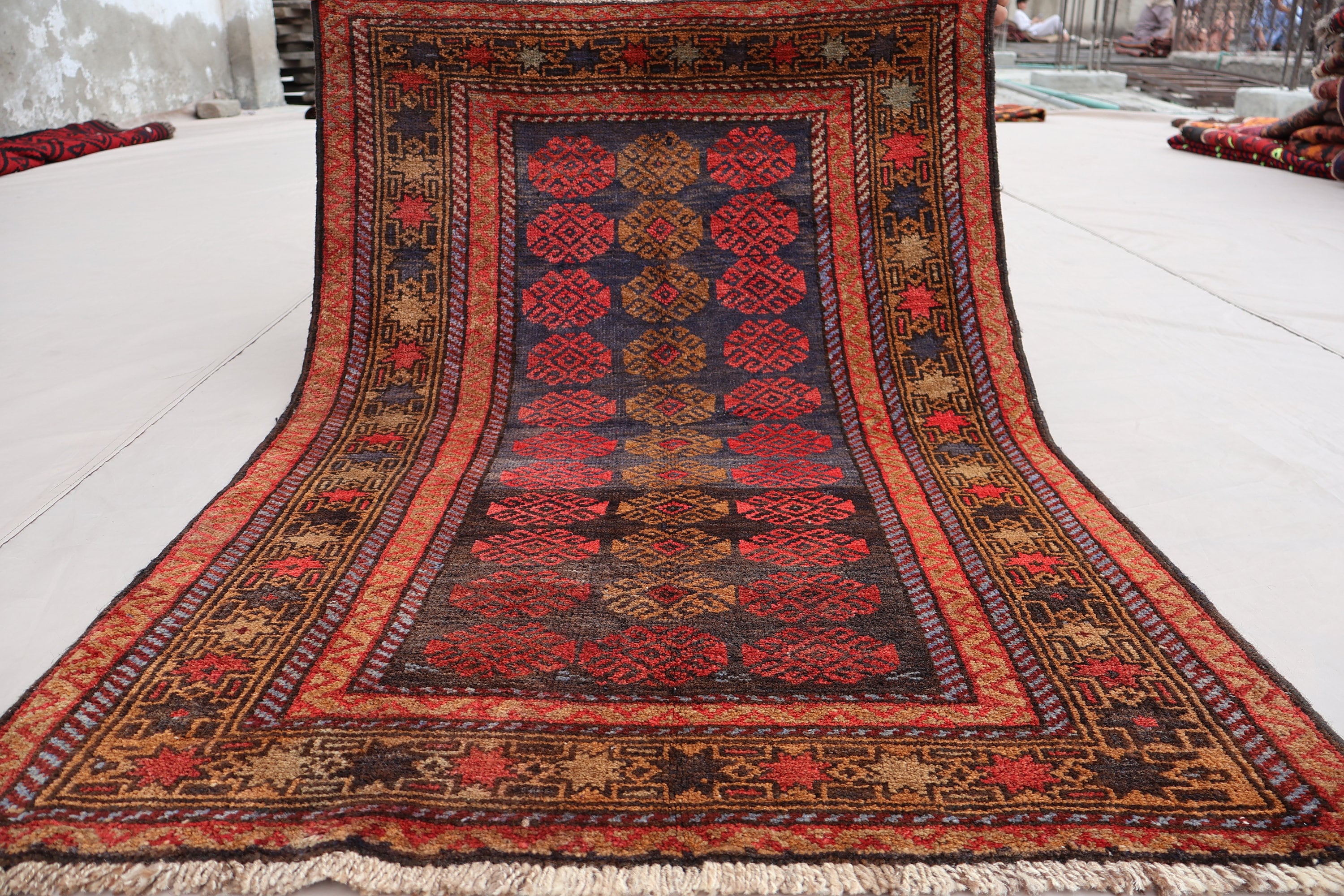 2'9x4'2 フィートのアンティーク バルーチ ラグ、トルクメン
