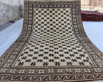 Antique Area Rug, 4'4x6'10 ft Handmade 100% Wool Rug, Natural Undyed High Pile Soft Rug, Oriental Turkmen Rug, Living Room, Bedroom Carpet