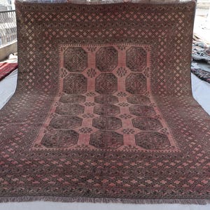 7'8x11'4 フィートのアンティーク トルクメン ラグ