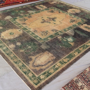 Large Antique Rug 8&#39;8x10&#39;3 ft Distressed Faded Rug, Turkish Oushak Rug, Handmade Low Pile Wool Rug, Geometric Oriental Rug, Living Room Rug
