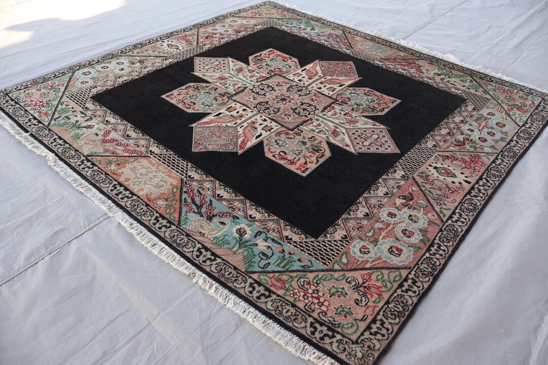 5x5 Vintage Square Rug Black Pictorial Turkish Style Medallion Handmade ...