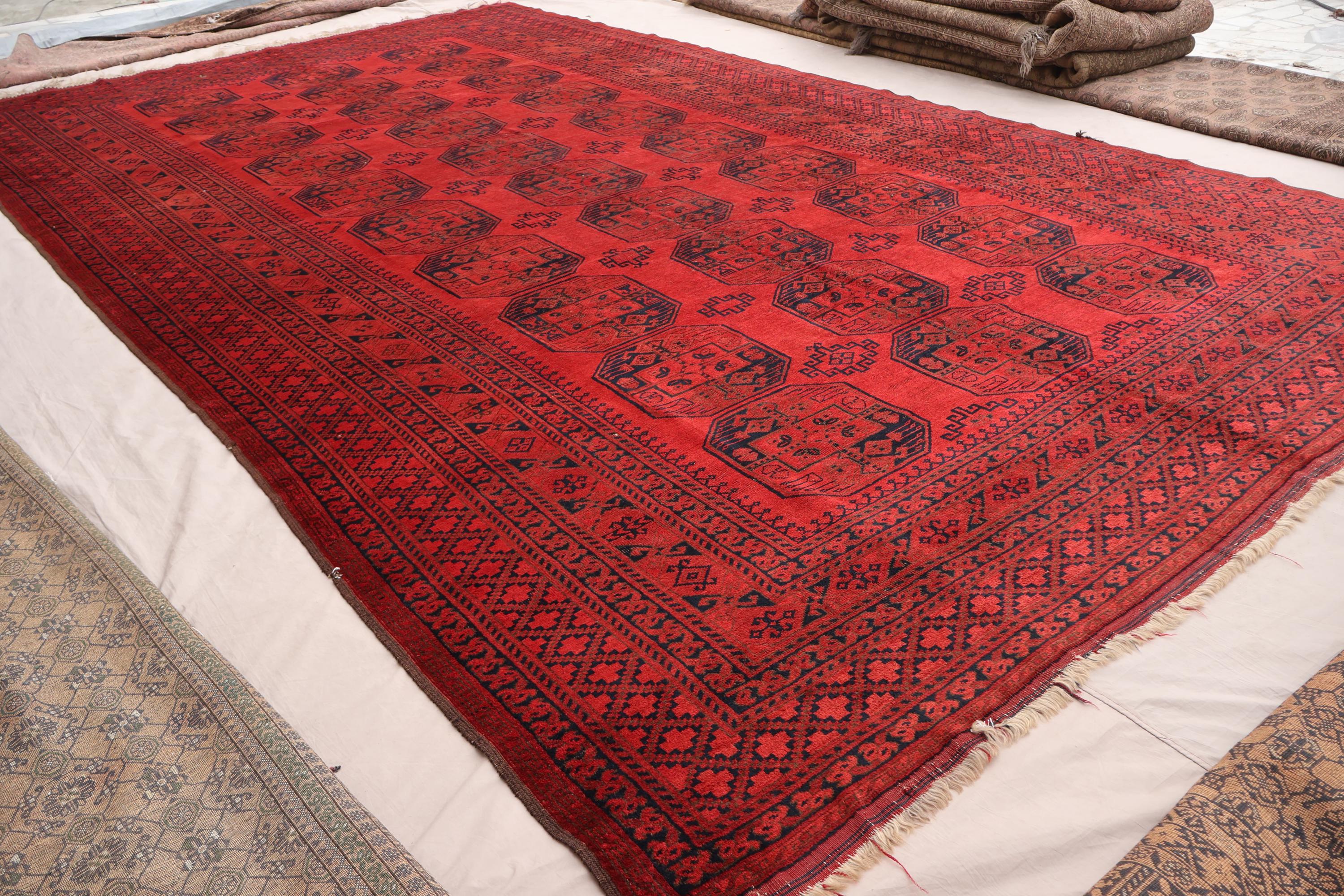 Large Vintage Rug 9x16 Ft Collectors Piece Antique Turkmen Ersari Rug ...