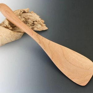 Maple spatula, cherry flipper, walnut, and birch rice paddle. Large Wooden Curved Handled Paddle Spoon. image 7