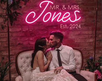 Custom Wedding Last Name Sign With Date,Wedding Party Decor,Wedding Light Neon,Name Sign Wedding,Wedding Sign for Reception,Gift for Newly