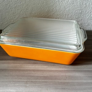 Vintage Pyrex Vintage Pyrex Orange Citrus Refrigerator Dish w/ Lid Pyrex 0503 1.5 QT image 1