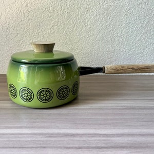 Vintage Finel Avacado Green Enamel Pans 1970s Raja Uosikkinen Design Cookware Enamelware Danish Mid Century Curvy Fondue Pot image 1