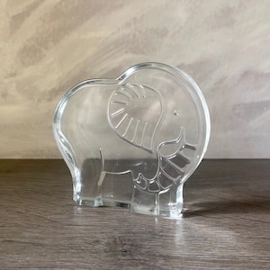 Vintage 1970s Dansk Glasburk Crystal Zoo Lion Figurine designed by Naiad Einsel , Lead Crystal, Elephant Paperweight
