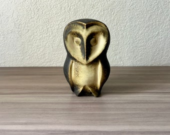 Vintage Ceramic Owl, Mid Century Modern Owl, Maigon Daga Modernist Owl figurine Vintage Pottery