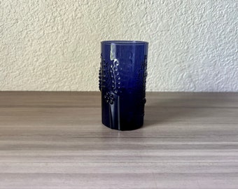 Vintage Iittala Nuutajärvi, Arabia Of Finland Oiva Toikka Flora purple drinking glassware, Flora series, Arabia of Finland Raised Design