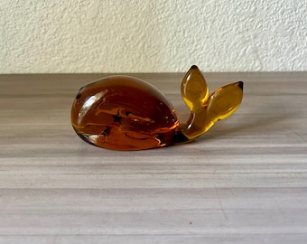 Vintage Pilgrim Glass Whale with 1976 Penny, Amber Glass, vintage midcentury modern glassware, Whale paper weight, Alessandra Morretti