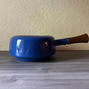 Vintage Dansk Kobenstyle Enamel Fondue Sauce Pot, Danish Modern Quistgaard Designed Boue Enamelware, Danish Modern, IHQ France pot