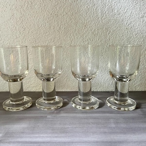 Vintage Set of 1970s German design wine glasses, Zwiesel thick stem glasses