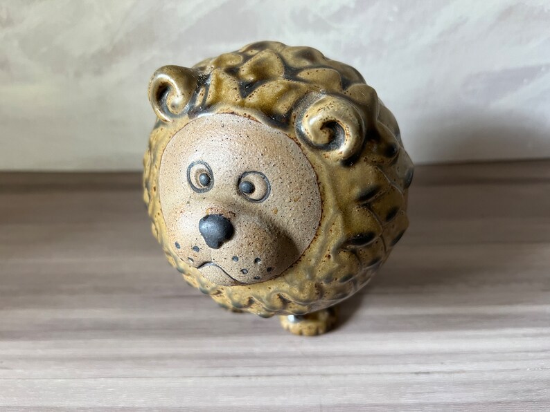 Vintage Pottery Lion Figurine by Toscany Made in Japan image 3