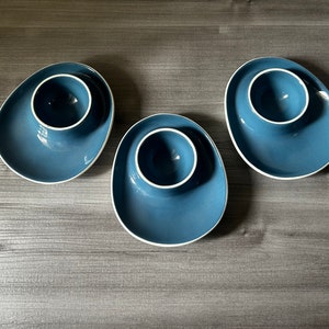 Vintage set of 3 Retro Norwegian Figgjo Flint Pottery Blue Egg Cups, Vintage Lotte Egg Cup, Turi Gramstad Oliver, Daisy Series image 1