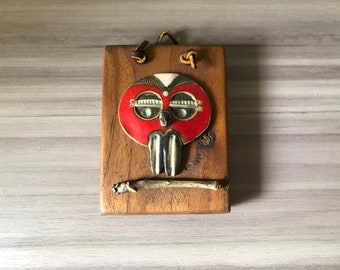 Vintage Mid Century Modern enamel and brass owl wall plaque
