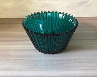 NOS  Kosta Boda Cupcake Medium bowl Turquoise, Anna Ehrner, Swedish Glass