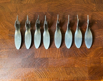 8 Vintage Mid Century Mini Stainless Steel Hors d'Oeuvres, Appetisers or Chip Forks