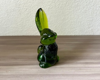 Vintage Viking Glass Green Avocado Thumper bunny, Green Glass Bunny Rabbit