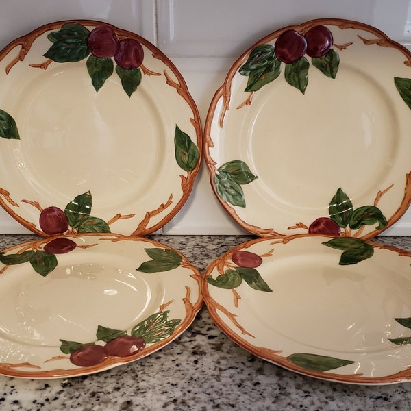 Set of 4 Vintage 9 1/2" Franciscan Apple Dinner plates, 1949-1953 Made in California