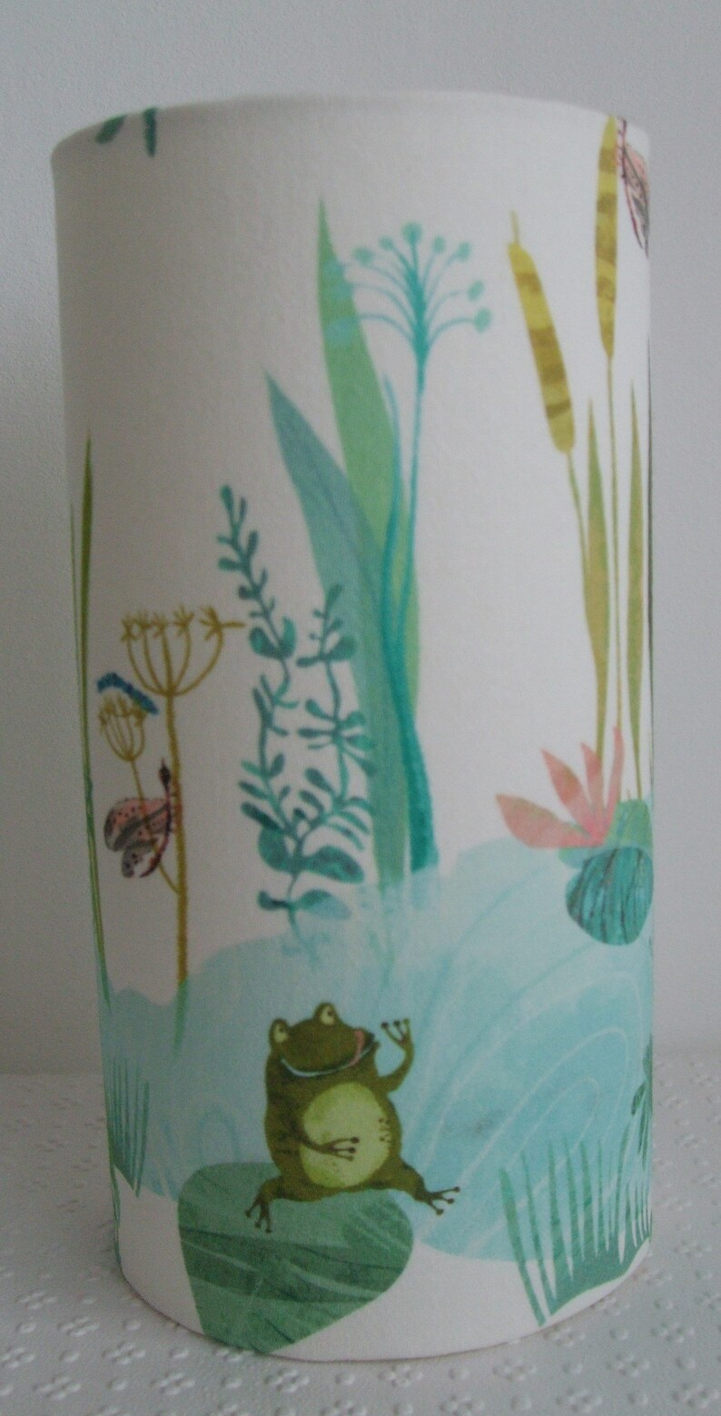 Handmade Children/'s Night Light Frog Pond