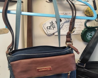 Bolso bandolera vaquero de Liz Claiborne