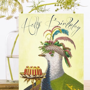 Anniversaire Art Card vintage Collage - Matériau d'origine durable Manchon biodégradable ~ Hatted Bird with Cake ~ Designer High Quality HB212