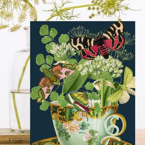 Carte d’art collage vintage fantaisiste ~ Manche biodégradable en matériau d’origine durable ~ Papillons et tasse à thé ~ Designer de haute qualité RS238