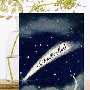 Stravagante Vintage Card ~ We Are Stardust - Comet and Waxing Crescent Moonlit Night ~ Hand Glittered Designer di alta qualità RS168