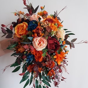 Cascading bouquet Rust burgundy orange flowers Bridal bouquet Faux bouquet Fall wedding Boho wedding bouquet Fall Bridal Wedding Bouquet