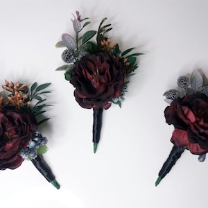 Burgundy gray boutonnieres,Men&#39;s boutonniere,Groom Groomsmen buttonhole, Peony Rustic Boutonniere,Boho corsage boutonniere