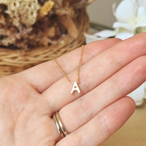 Collier en or INITIALES | Collier personnalisé | Or 18 carats | Cadeau de demoiselle d'honneur personnalisé | Hypoallergénique 51 CM