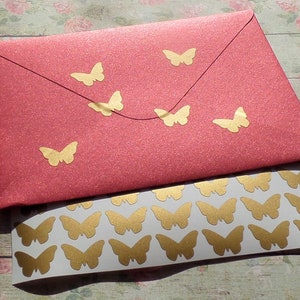 Mais de 16 adesivos de borboletas minúsculas, chá de bebê, noivado, casamento, aniversário, decoração de envelope de 0,375-2 pol. (1-5 cm), decalques de vinil